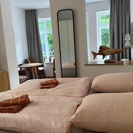 Eicher Warnemuende Guest house 4*