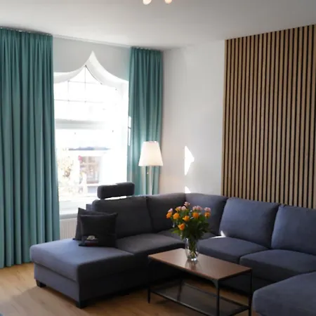 Guest house Eicher Warnemuende 4*