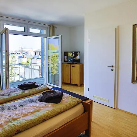 Eicher Warnemuende Guest house 4*