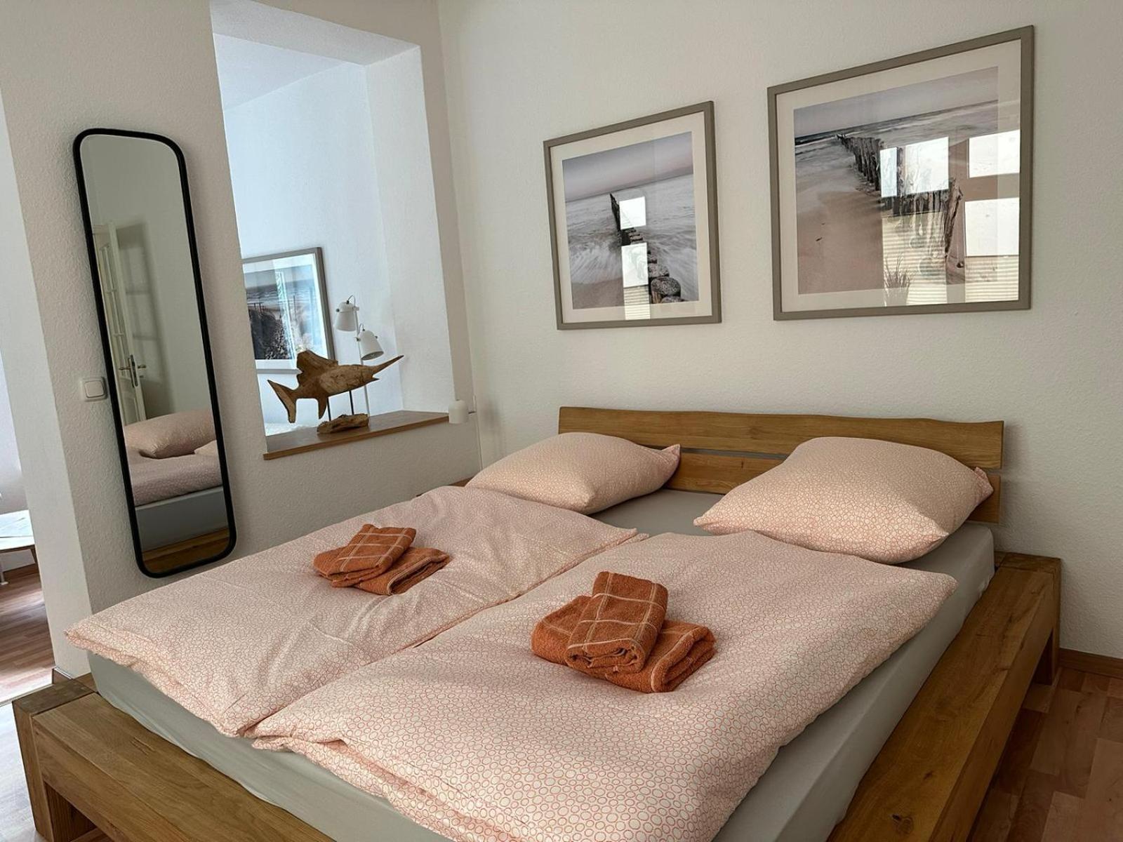 Eicher Warnemünde 4*