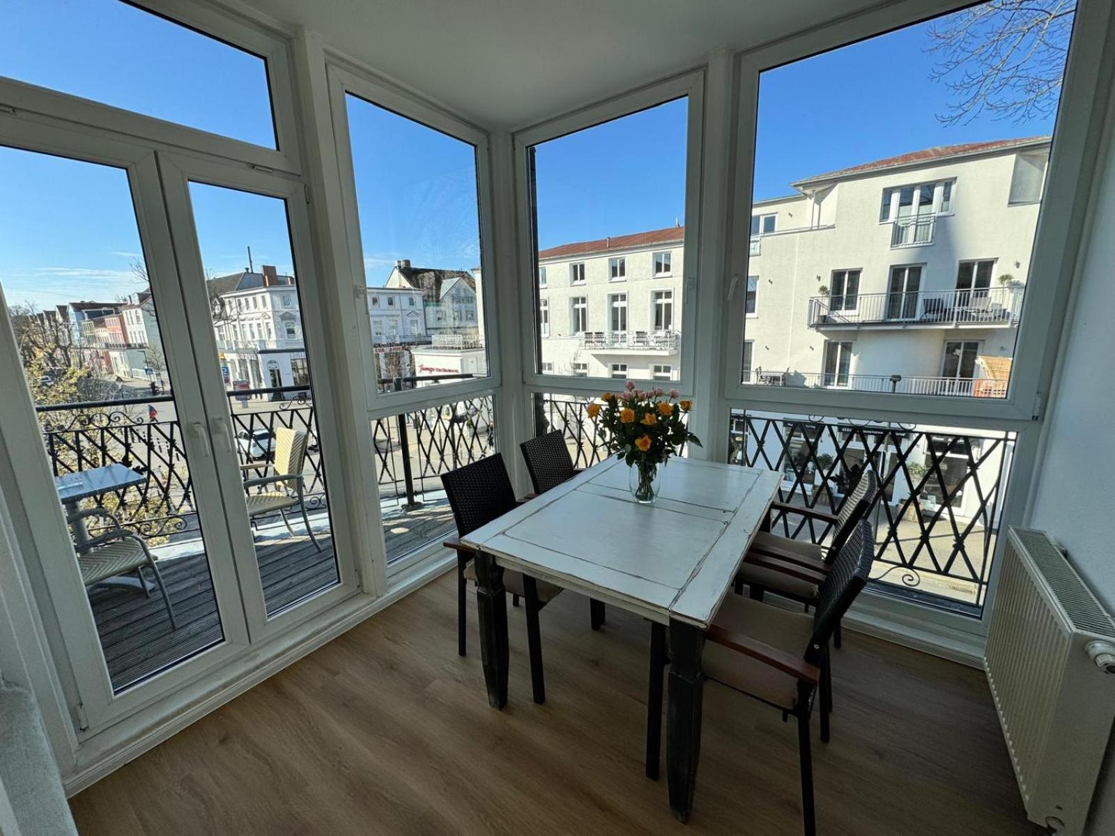 Eicher Warnemuende 4* Rostock