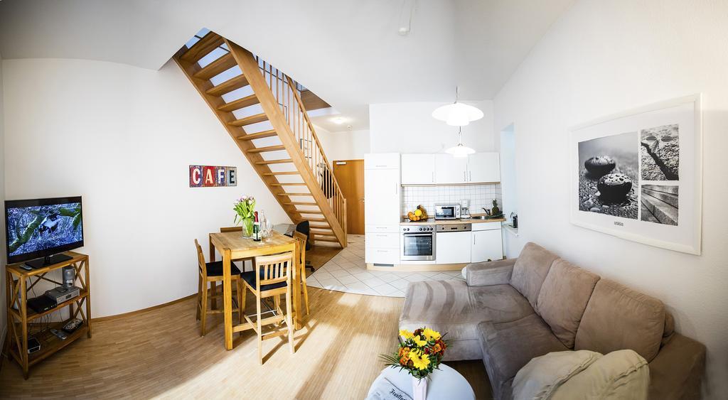 Eicher Warnemuende 4*